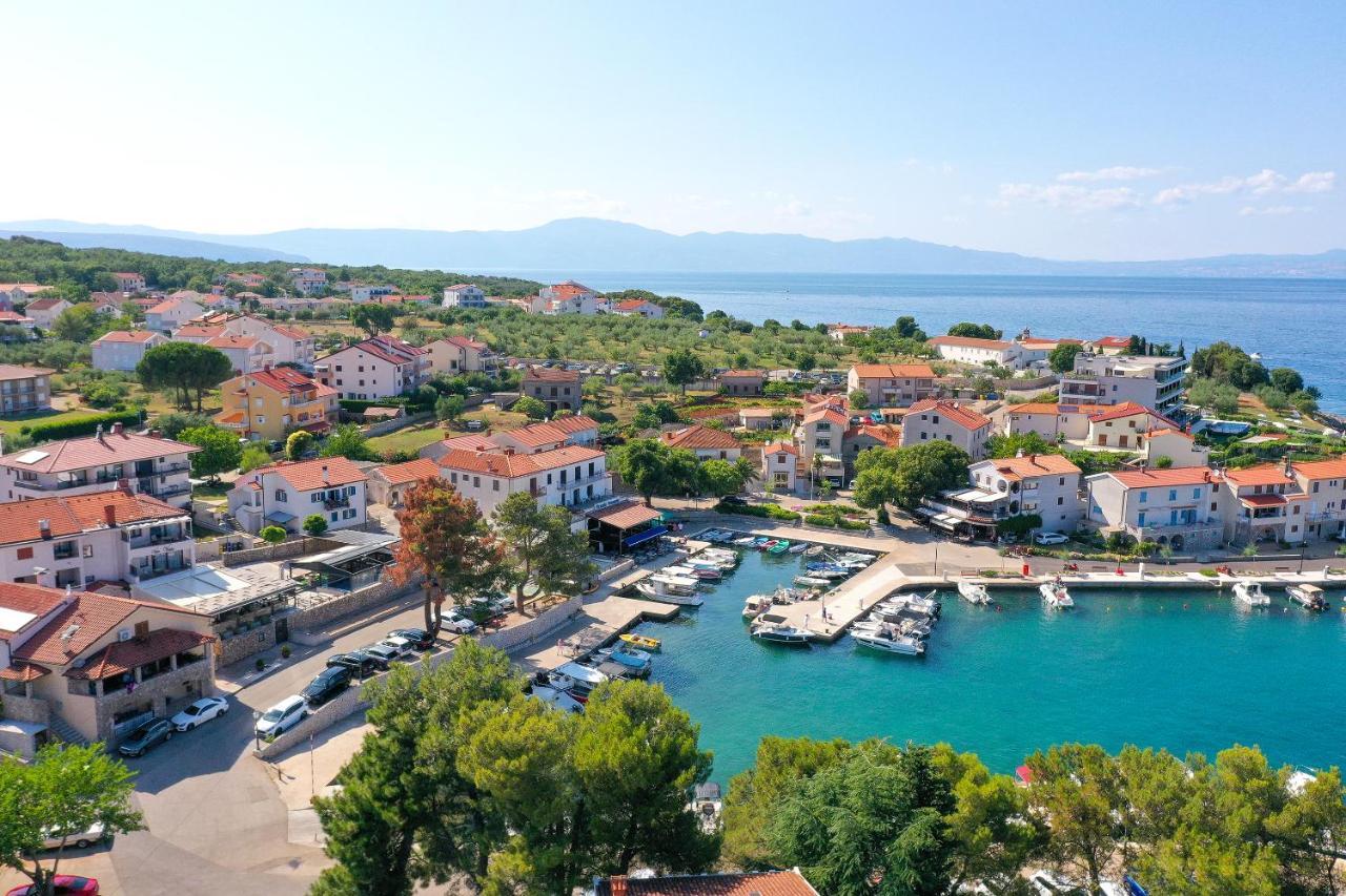 Sea View By Moro Apartment Malinska Bagian luar foto