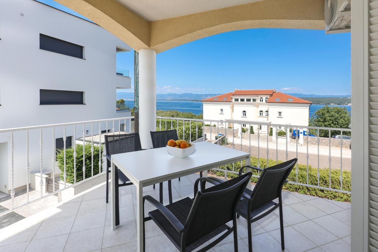 Sea View By Moro Apartment Malinska Bagian luar foto