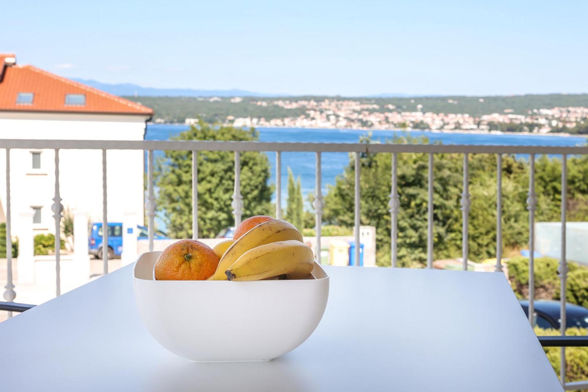 Sea View By Moro Apartment Malinska Bagian luar foto